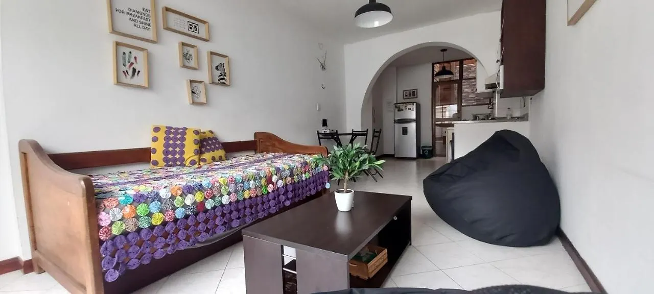 Apto Idoneo Para Descansar Muy Central En El Poblado Apartment Medellin